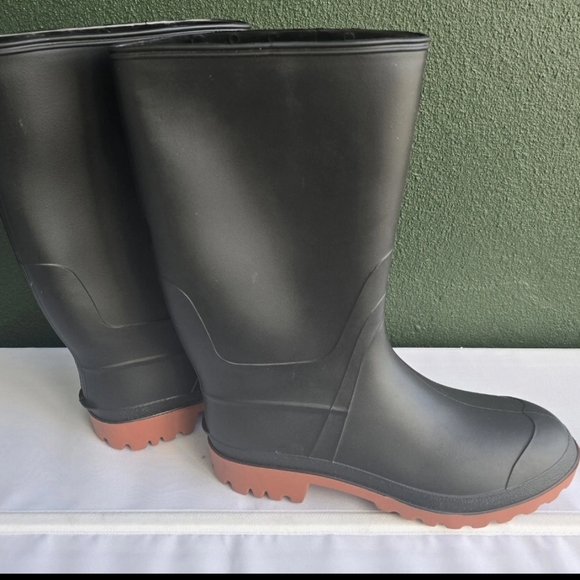 Spring Rain Boots Unisex NWOT Vintage Canadian Rubber Boots - Picture 2 of 16
